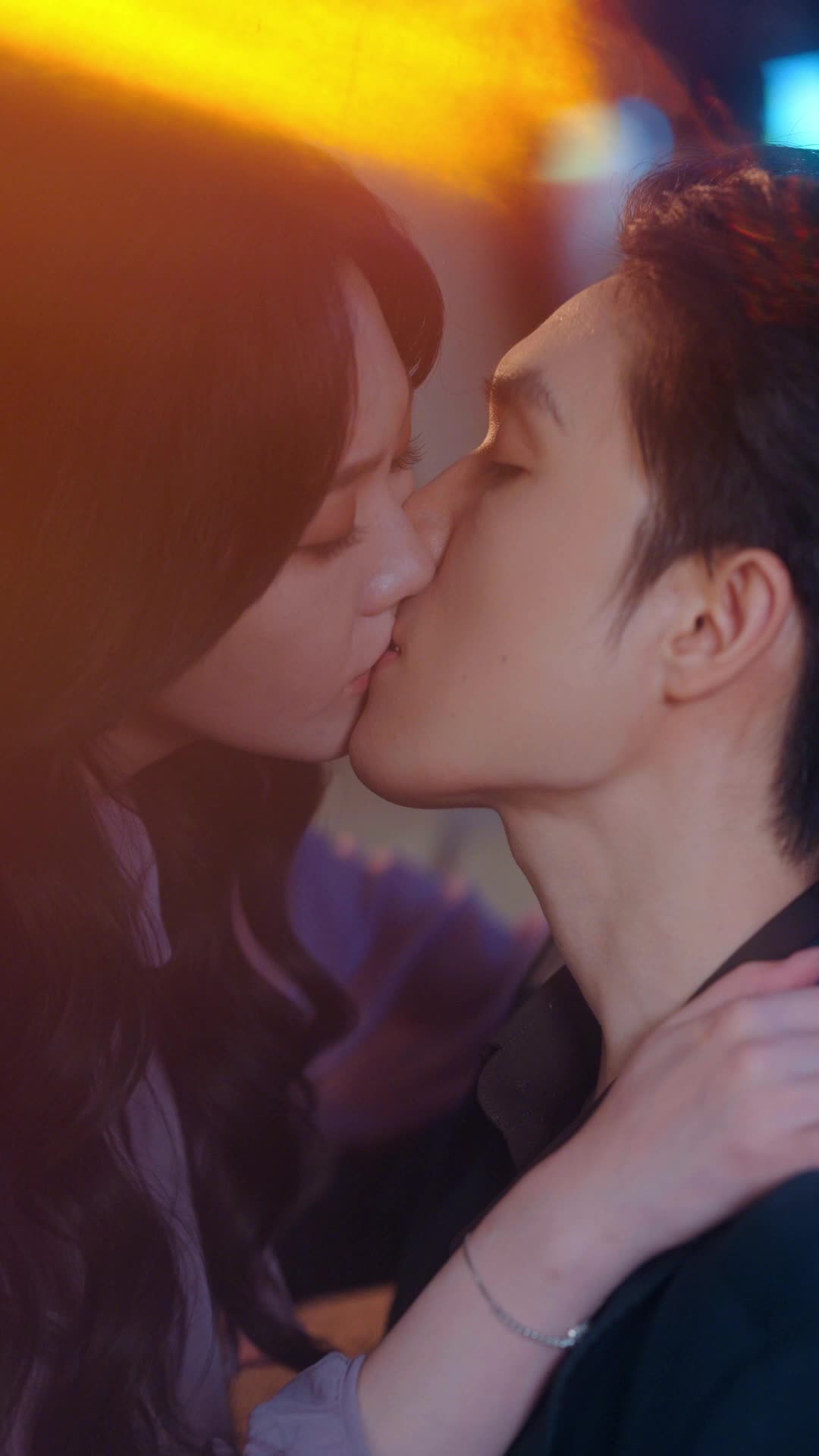 Episode 5 - 999 Days His Secret Wife